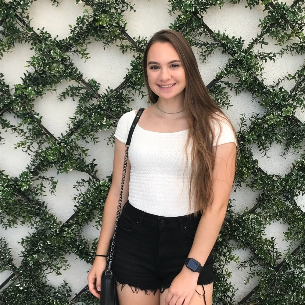 Meet your Posher, Amber